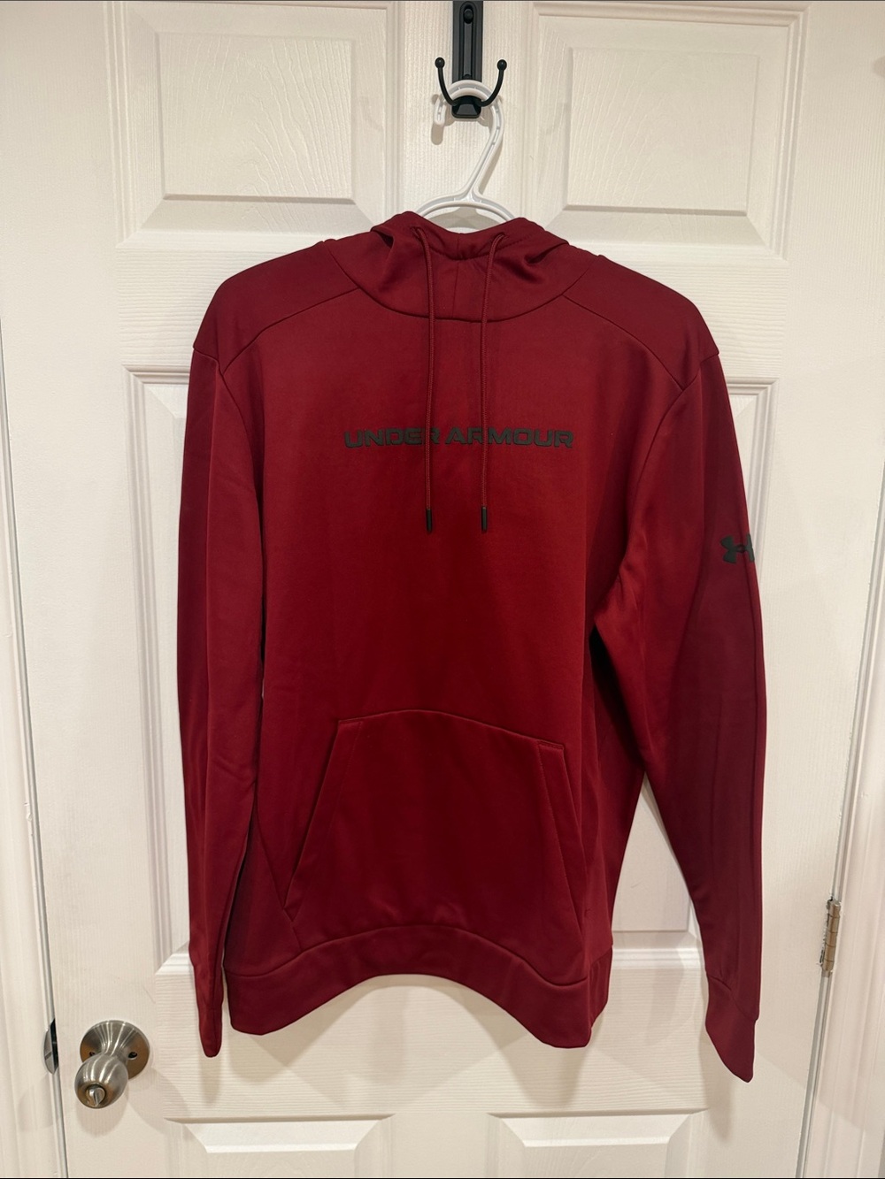 Under Armour Men's Burgundy Pullover Hoodie